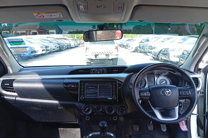REVO 4WD 2020 2.4E MT SMART CAB WHITE  8609 full