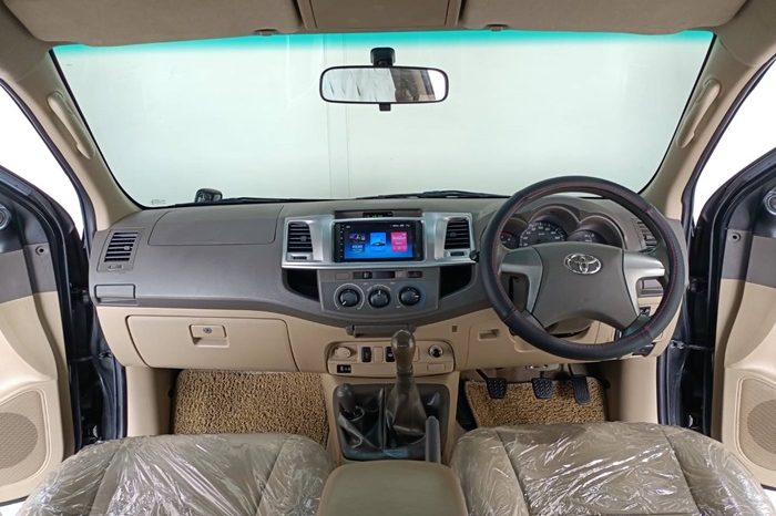 VIGO 4WD 2012 2.5E MT DOUBLE CAB BLACK  8970 full