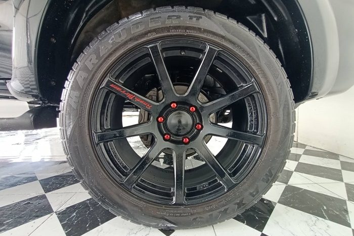 VIGO 4WD 2012 2.5E MT DOUBLE CAB BLACK  8970 full