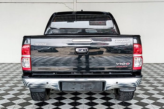VIGO 4WD 2012 2.5E MT DOUBLE CAB BLACK  8970 full