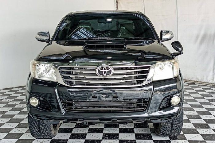 VIGO 4WD 2012 2.5E MT DOUBLE CAB BLACK  8970 full