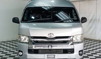 TOYOTA 2WD 2019 3.0 MT COMMUTER SILVER  2440 full
