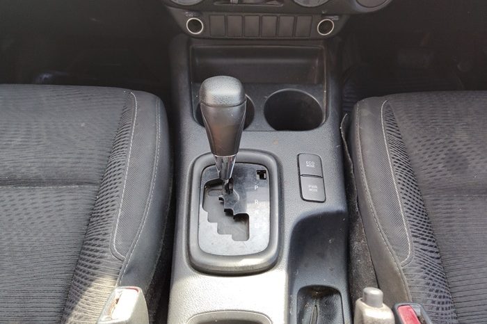 REVO 2WD 2015 2.4J AT SMART CAB SILVER  6794 full