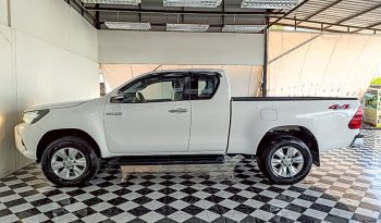 REVO 4WD 2016 2.4E MT SMART CAB WHITE  581 full