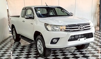 REVO 4WD 2016 2.4E MT SMART CAB WHITE  581 full
