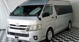 TOYOTA 2WD 2017 3.0 MT COMMUTER SILVER  6492