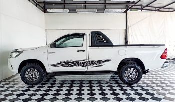 REVO 2WD 2018 2.4J MT STANDARD WHITE  3906 full