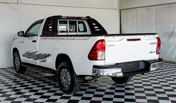 REVO 2WD 2018 2.4J MT STANDARD WHITE  3906 full