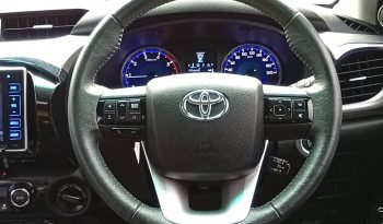 REVO 4WD 2019 2.8G AT DOUBLE CAB WHITE  4545 full