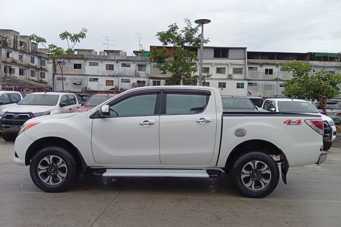 MAZDA 4WD 2014 3.2 AT DOUBLE CAB SILVER  705 full