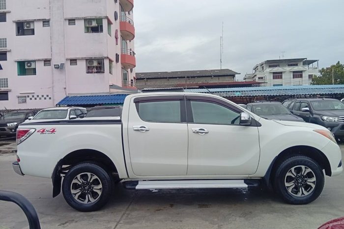 MAZDA 4WD 2014 3.2 AT DOUBLE CAB SILVER  705 full