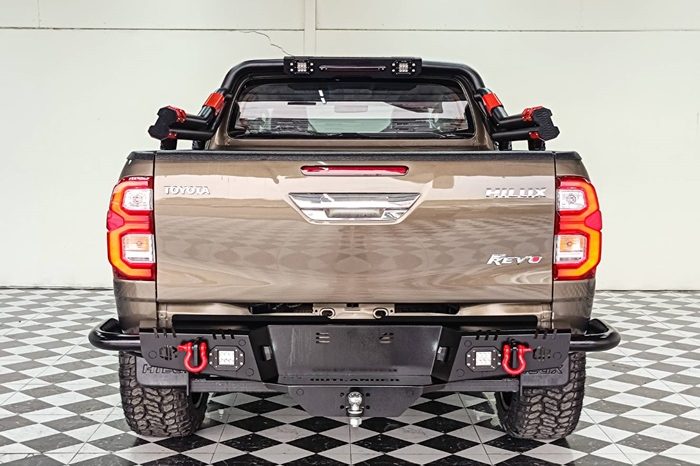 REVO 4WD 2016 2.4E MT SMART CAB BRONZE  605 full