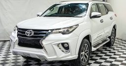 TOYOTA 4WD 2014 2.8V AT FORTUNER WHITE  3288