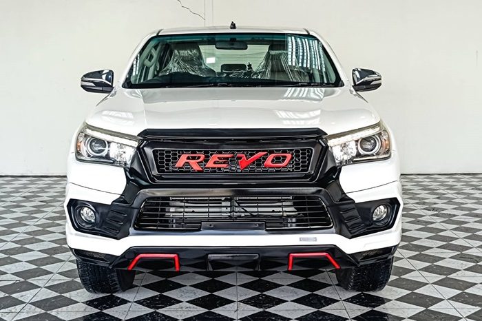 REVO 4WD 2015 2.8G MT DOUBLE CAB WHITE  1655 full