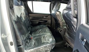 ROCCO 4WD 2020 2.8G AT DOUBLE CAB SILVER  7110 full