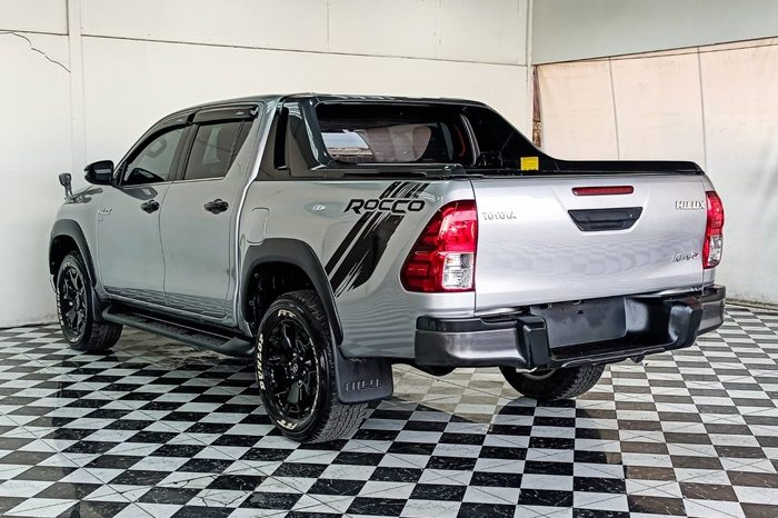 ROCCO 4WD 2020 2.8G AT DOUBLE CAB SILVER  7110 full
