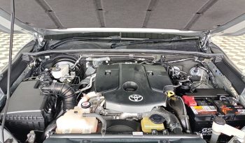 ROCCO 4WD 2020 2.8G AT DOUBLE CAB SILVER  7110 full