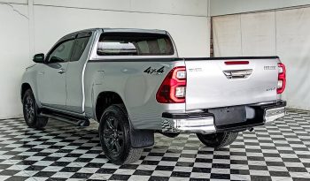 REVO 4WD 2021 2.4E MT SMART CAB SILVER  6393 full