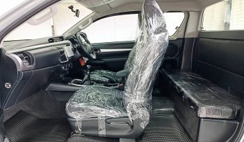 REVO 4WD 2021 2.4E MT SMART CAB SILVER  6393 full