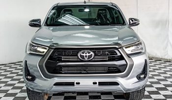 REVO 4WD 2021 2.4E MT SMART CAB SILVER  6393 full