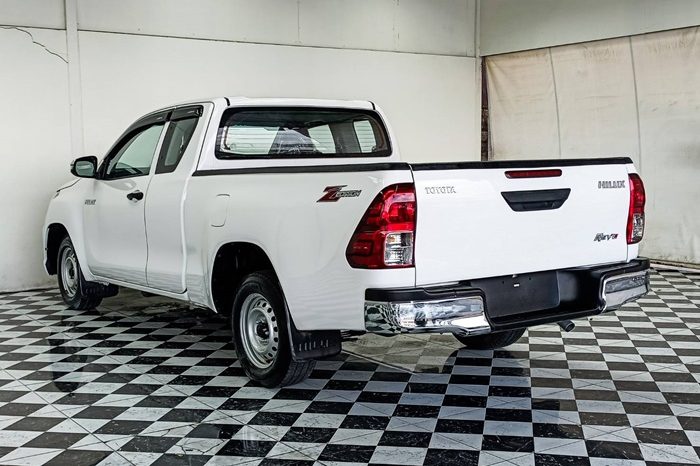 REVO 2WD 2019 2.4E MT SMART CAB WHITE  5196 full