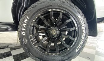 REVO 4WD 2022 2.4E MT DOUBLE CAB WHITE  7275 full