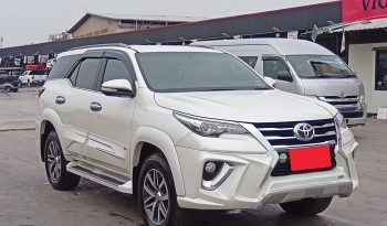 TOYOTA 4WD 2014 2.8V AT FORTUNER WHITE  3288 full