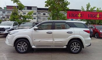 TOYOTA 4WD 2014 2.8V AT FORTUNER WHITE  3288 full