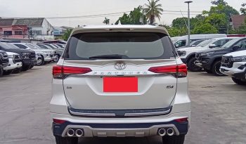 TOYOTA 4WD 2014 2.8V AT FORTUNER WHITE  3288 full