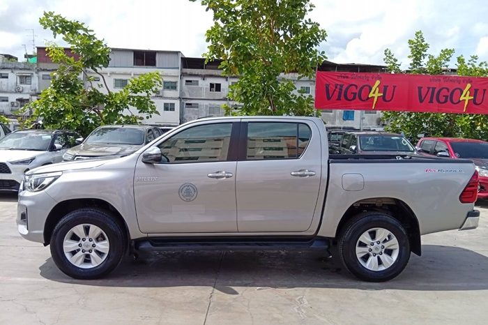 REVO PRE 2020 2.4E AT DOUBLE CAB SILVER  2293 full