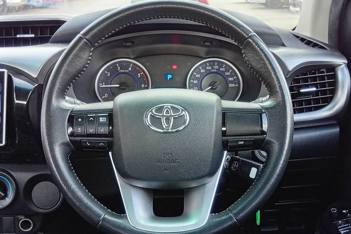 REVO PRE 2020 2.4E AT DOUBLE CAB SILVER  2293 full