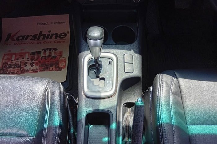 REVO PRE 2019 2.4E AT DOUBLE CAB BLUE  9149 full
