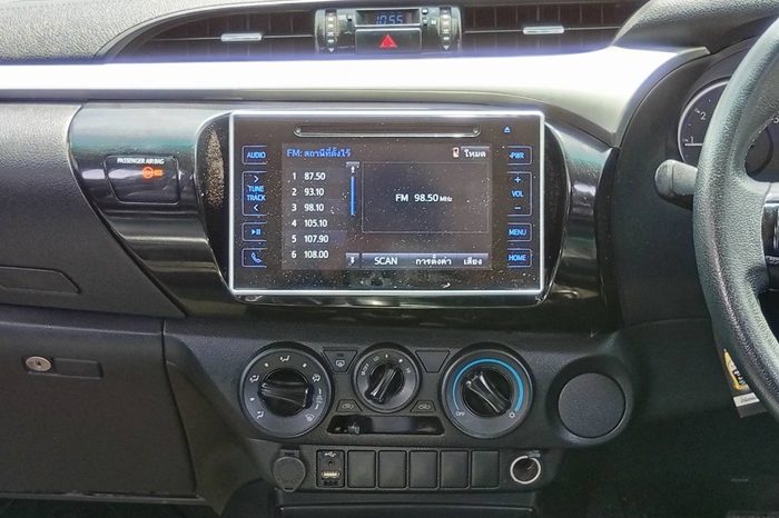 REVO PRE 2019 2.4E AT DOUBLE CAB BLUE  9149 full