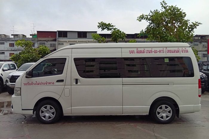 TOYOTA 2WD 2018 3.0 MT COMMUTER WHITE  3011 full