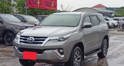 TOYOTA 4WD 2018 2.4V AT FORTUNER SILVER  7679