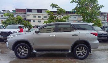TOYOTA 4WD 2018 2.4V AT FORTUNER SILVER  7679 full