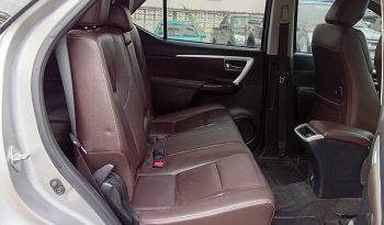 TOYOTA 4WD 2018 2.4V AT FORTUNER SILVER  7679 full