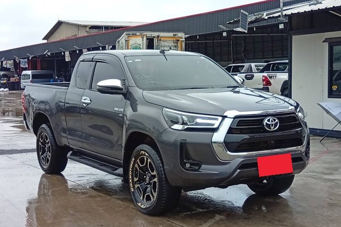 REVO 4WD 2022 2.8G MT SMART CAB DARK GREY 9315 full