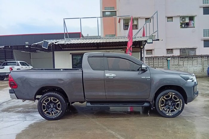 REVO 4WD 2022 2.8G MT SMART CAB DARK GREY 9315 full
