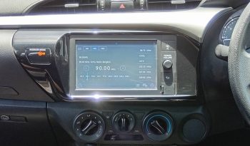 REVO PRE 2020 2.4E AT SMART CAB WHITE  2049 full