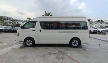 TOYOTA 2WD 2018 2.7 MT COMMUTER WHITE  1660 full