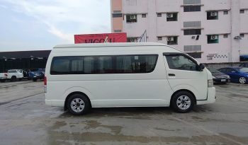 TOYOTA 2WD 2018 2.7 MT COMMUTER WHITE  1660 full
