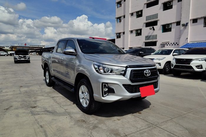 REVO PRE 2020 2.4E AT DOUBLE CAB SILVER  2293 full