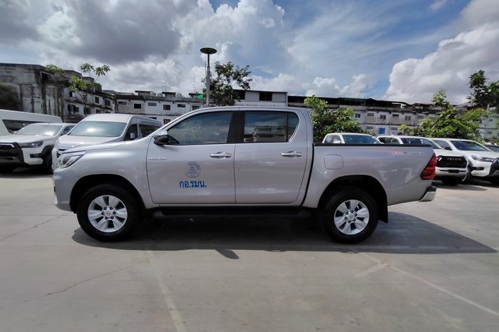 REVO PRE 2020 2.4E AT DOUBLE CAB SILVER  2293 full