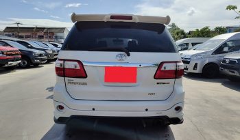 TOYOTA 4WD 2011 3.0V AT FORTUNER WHITE  5211 full