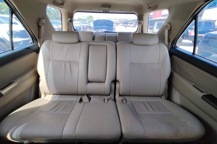 TOYOTA 4WD 2011 3.0V AT FORTUNER WHITE  5211 full