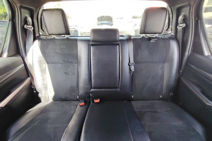 GR 4WD 2023 2.8G AT DOUBLE CAB WHITE  8619 full