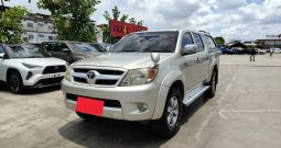 VIGO 4WD 2007 2.7G AT DOUBLE CAB SILVER  7764