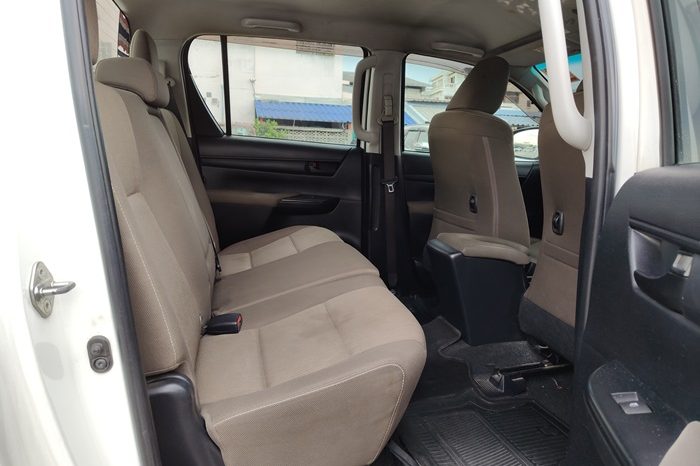 REVO 2WD 2016 2.4E AT DOUBLE CAB WHITE  4197 full