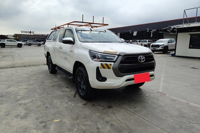 REVO 4WD 2021 2.4E MT SMART CAB WHITE  3416 full